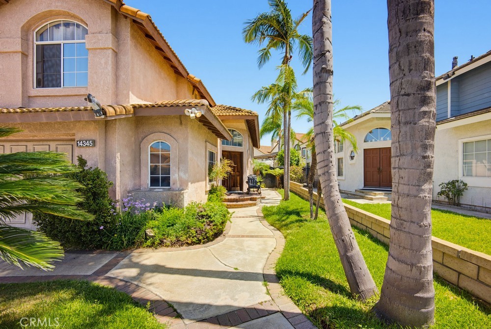 14345 Village View Property Photo 4