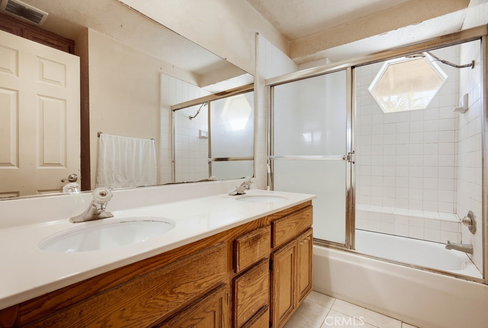 14345 Village View Property Photo 31