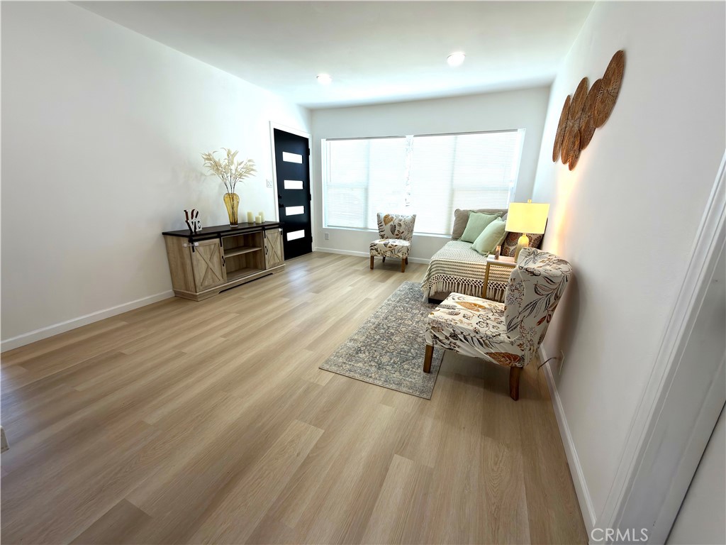 5533 Maris Property Photo 5