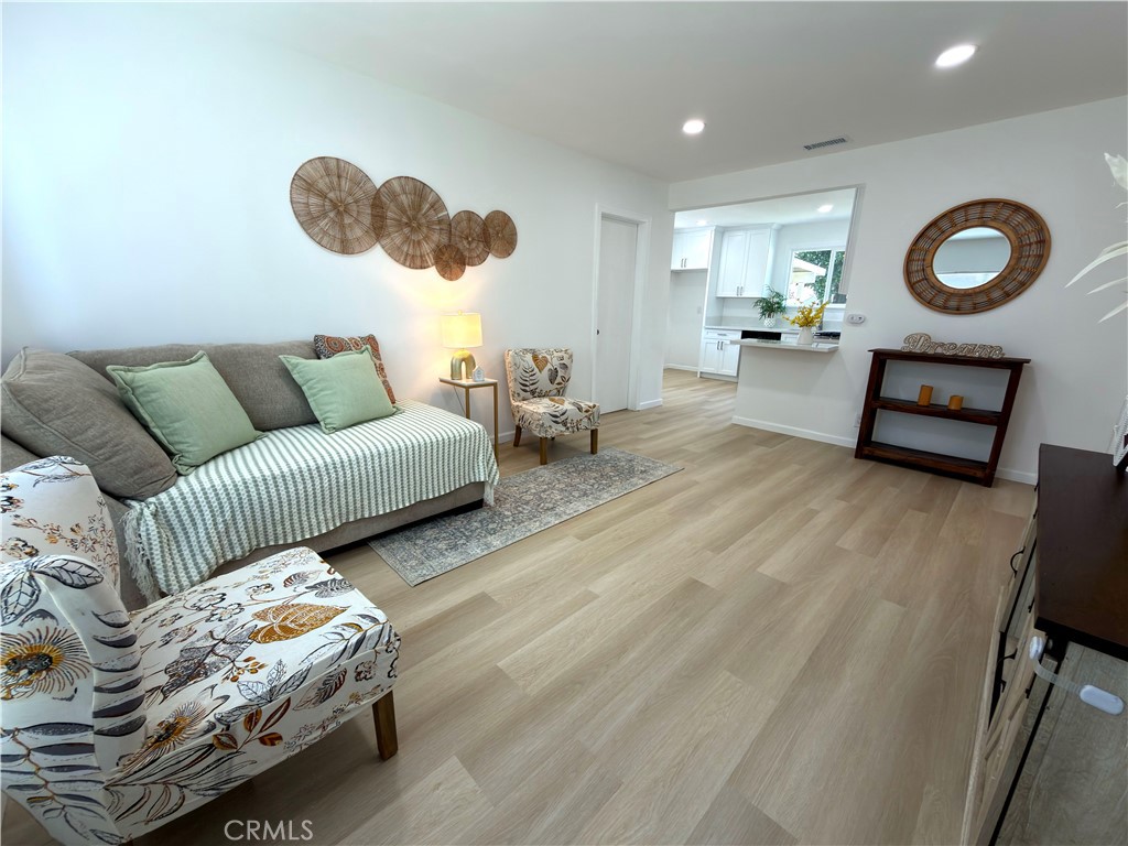 5533 Maris Property Photo 6