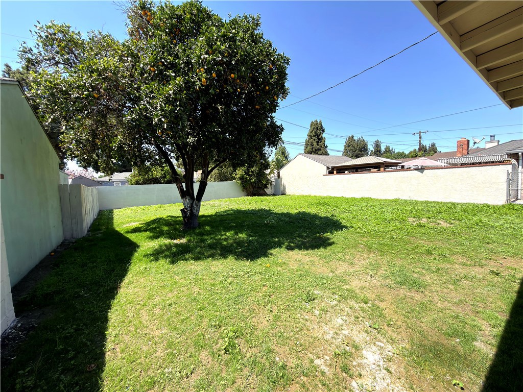 5533 Maris Property Photo 13