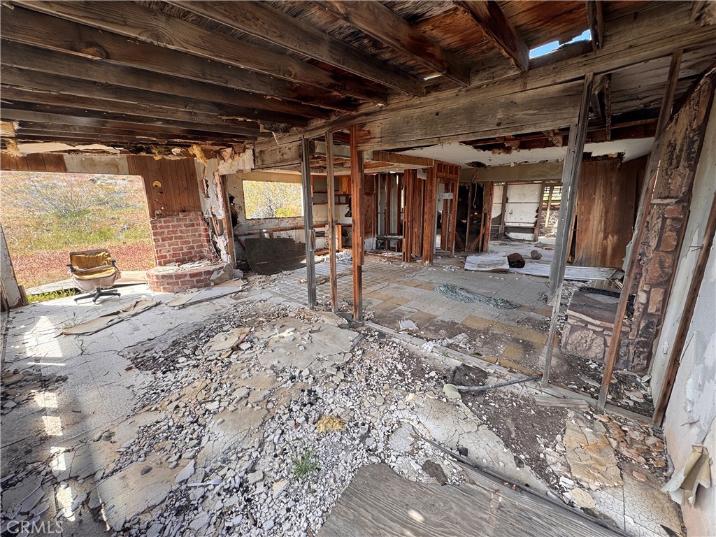 4334 Yucca Mesa Road Property Photo 3