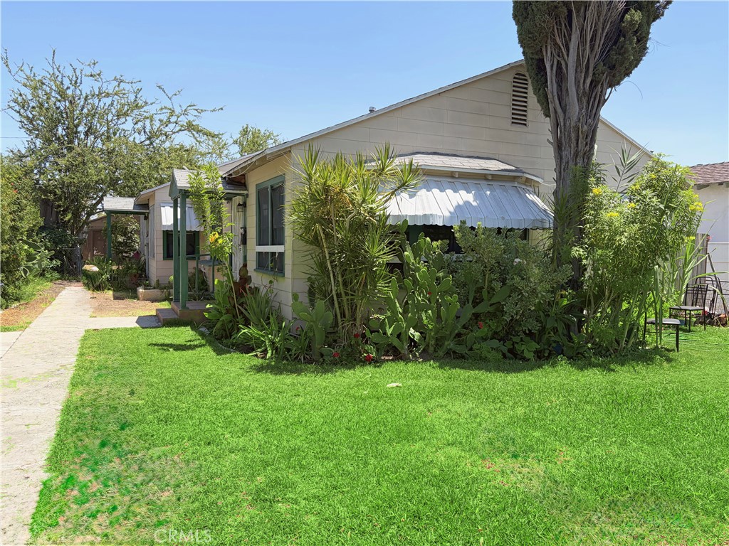 870 S Claudina Property Photo 1