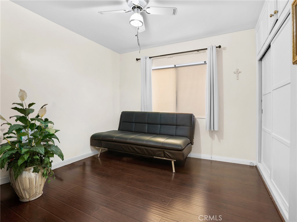 9708 Pomering Property Photo 13