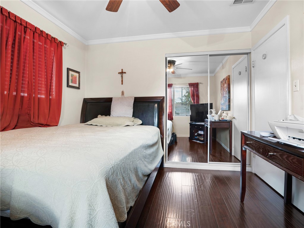 9708 Pomering Property Photo 14