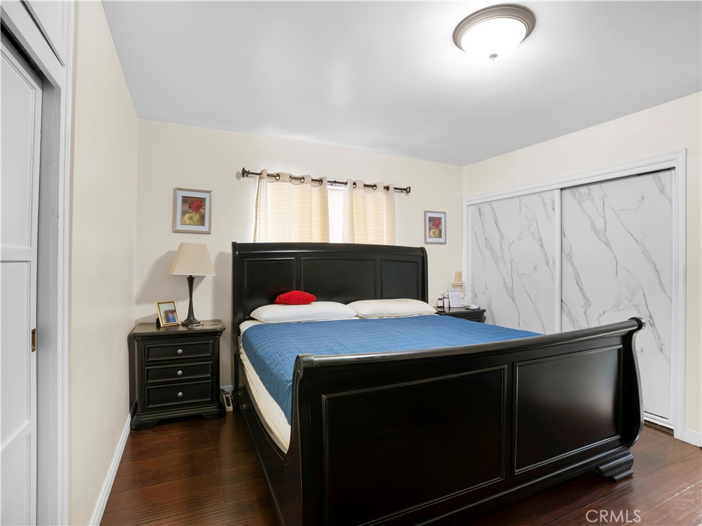 9708 Pomering Property Photo 19