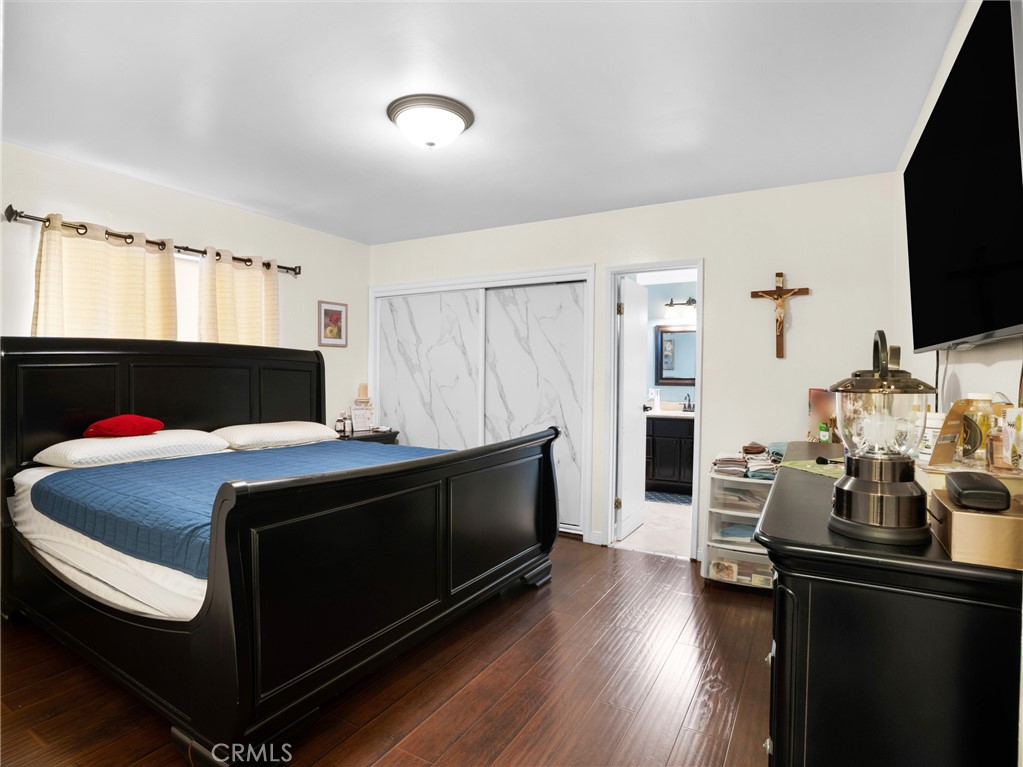 9708 Pomering Property Photo 20