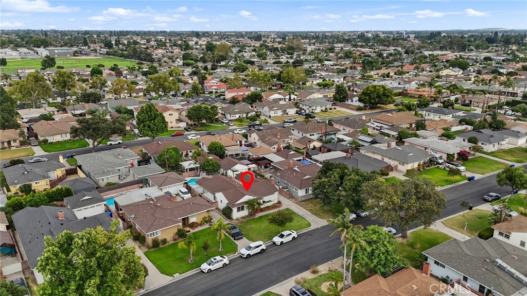 9708 Pomering Property Photo 37
