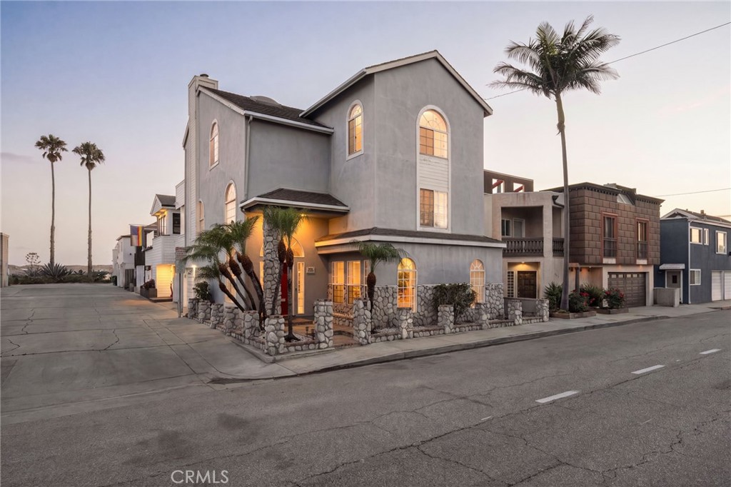 6020 E Ocean Boulevard Property Photo