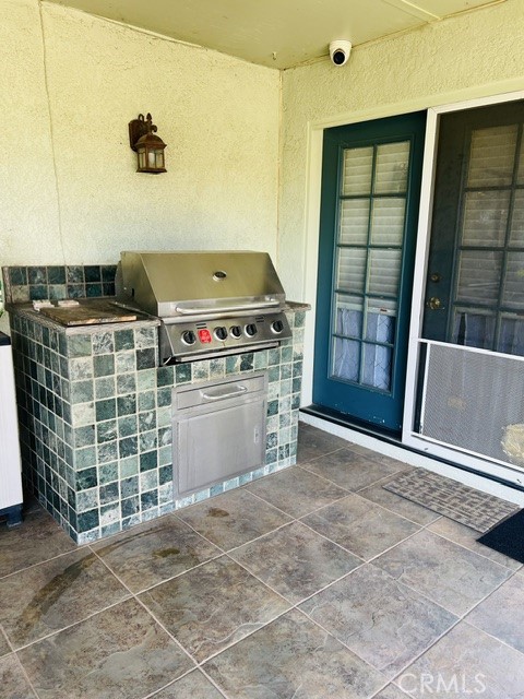 19040 Seaforth Street Property Photo 17