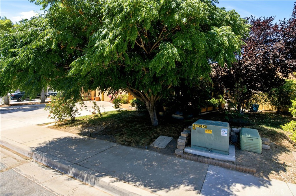44309 Andale Avenue Property Photo 5