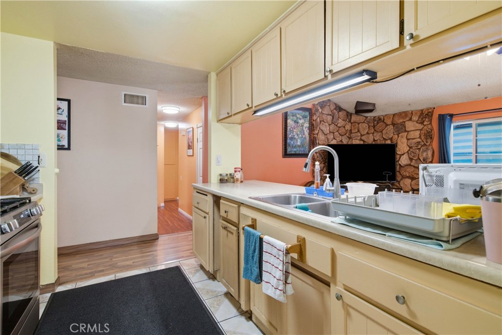 44309 Andale Avenue Property Photo 16
