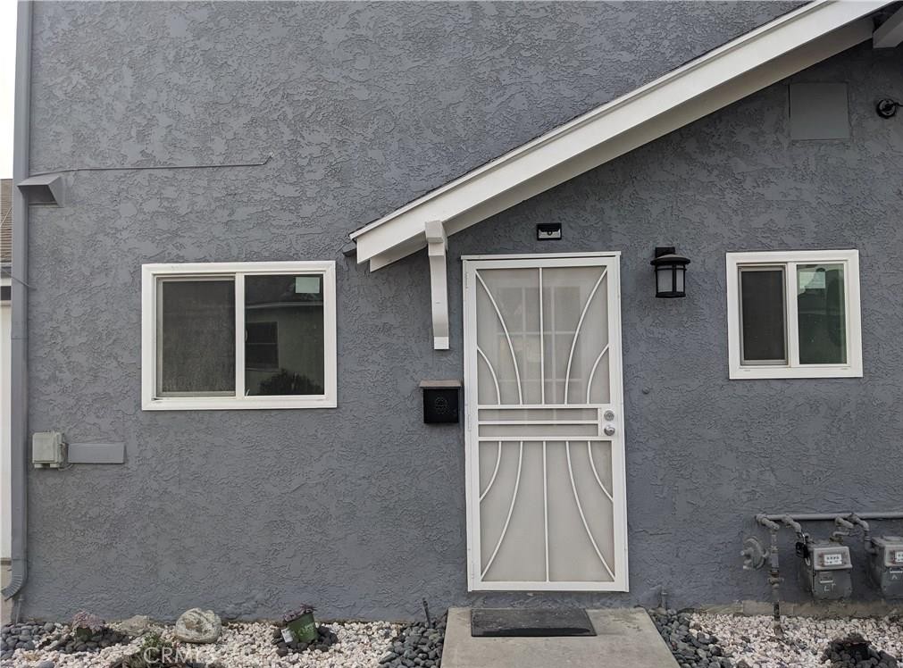 21801 Hawaiian Ave D Property Photo 1