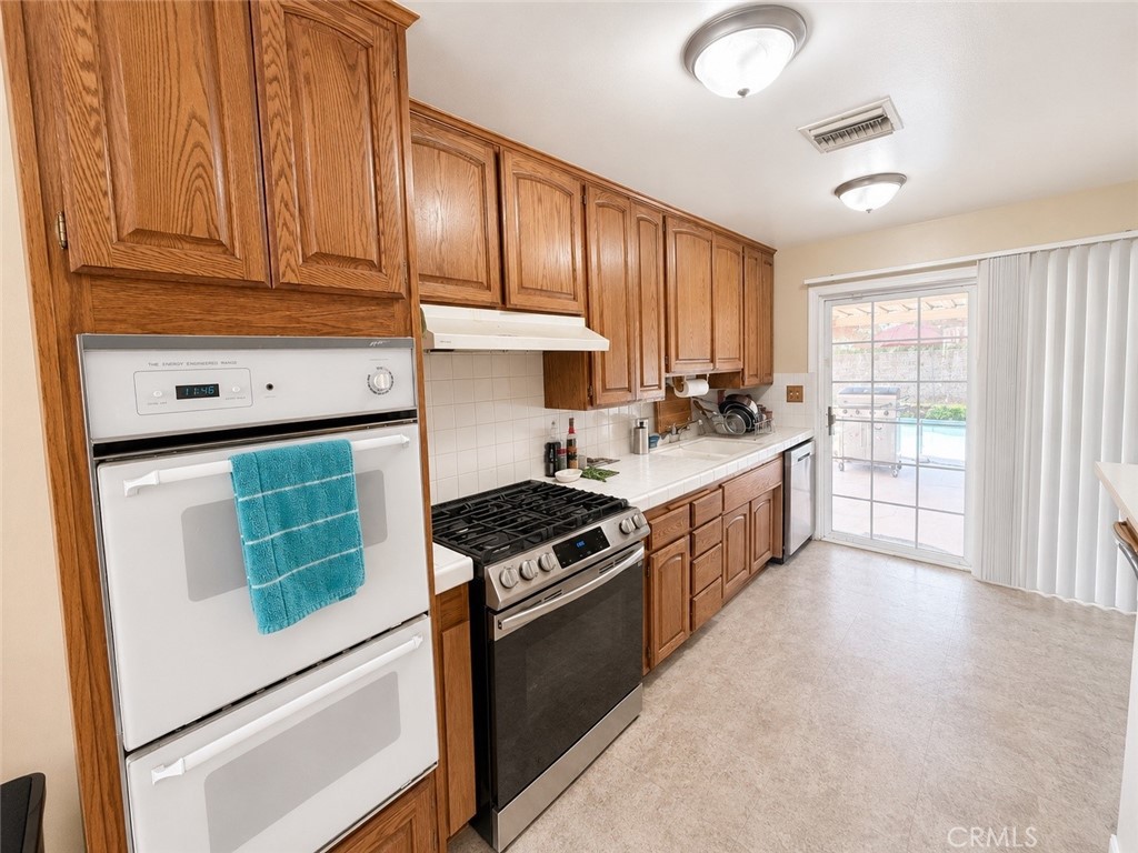 11247 Ruffner Property Photo 8