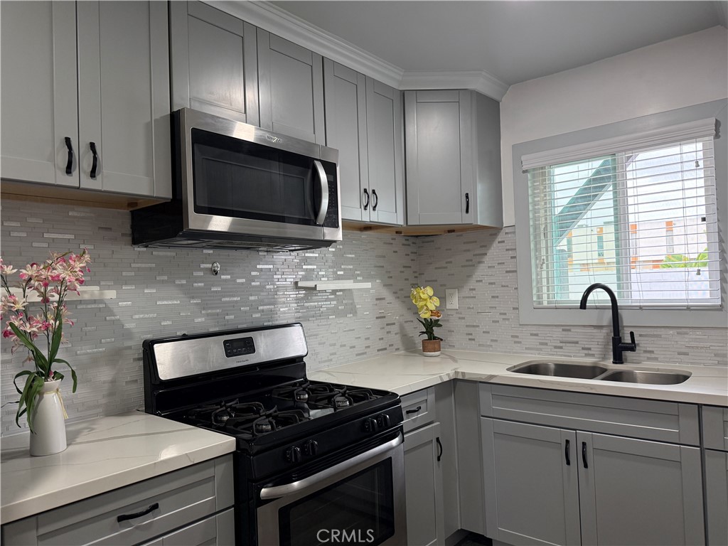 7348 F L O R E N C E A V E 1 Property Photo 9
