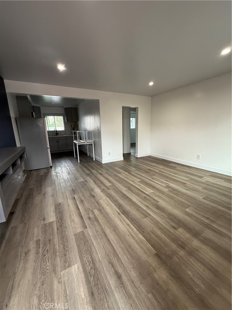 7348 F L O R E N C E A V E 1 Property Photo 13