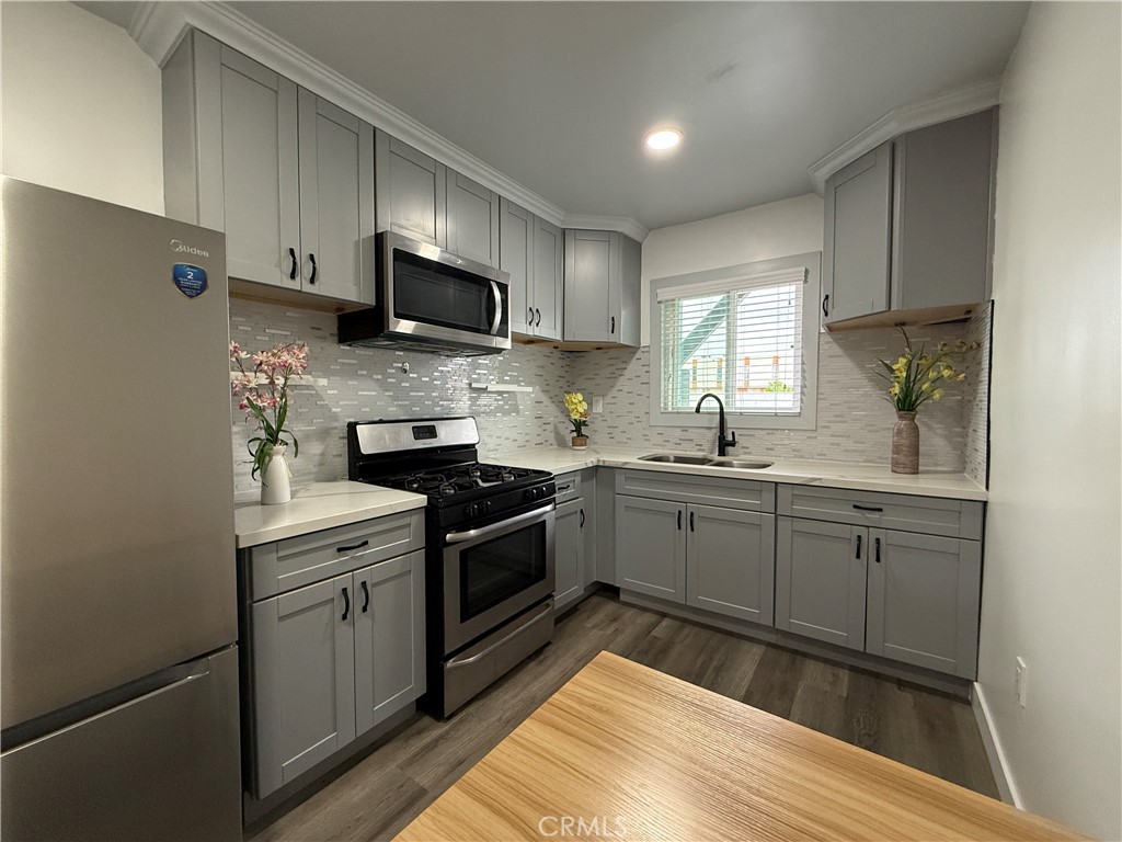 7348 F L O R E N C E A V E 1 Property Photo 15