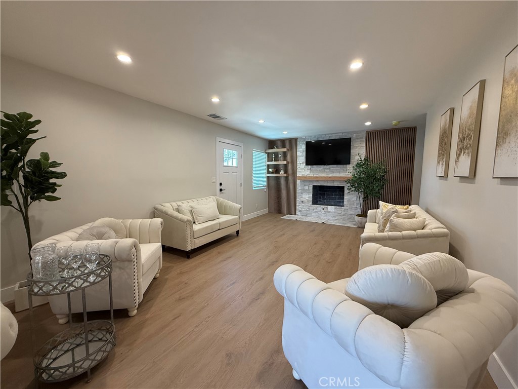 9844 Ramona Avenue Property Photo 10