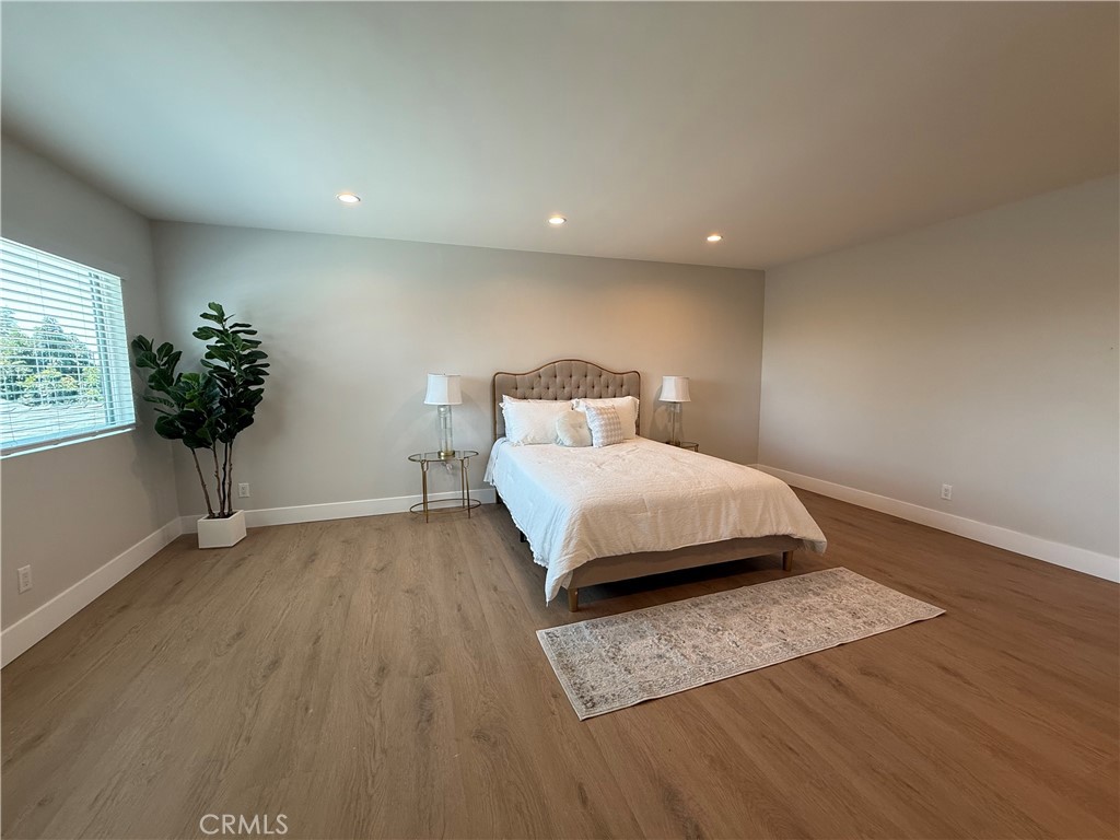9844 Ramona Avenue Property Photo 21