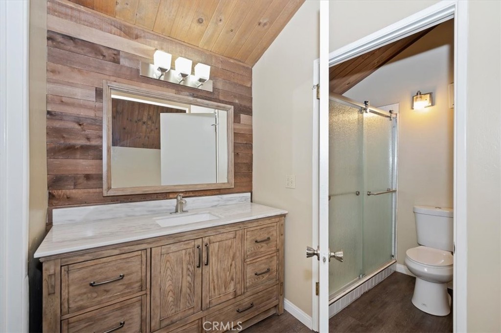 27302 Pinewood Property Photo 17