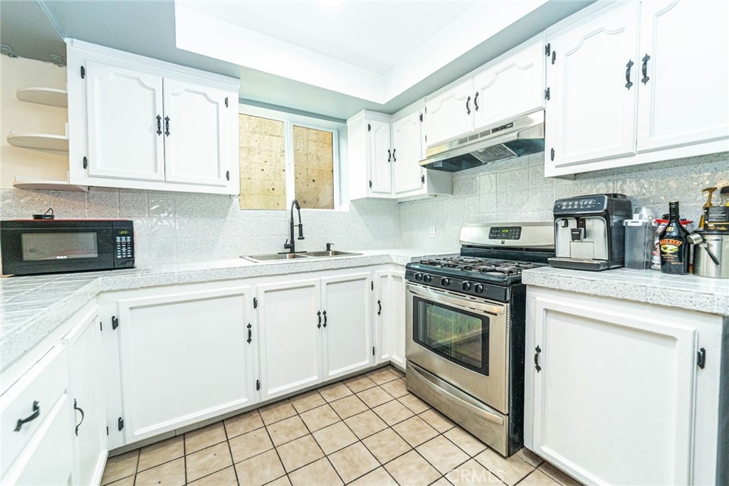 10334 Tujunga Canyon Property Photo 8