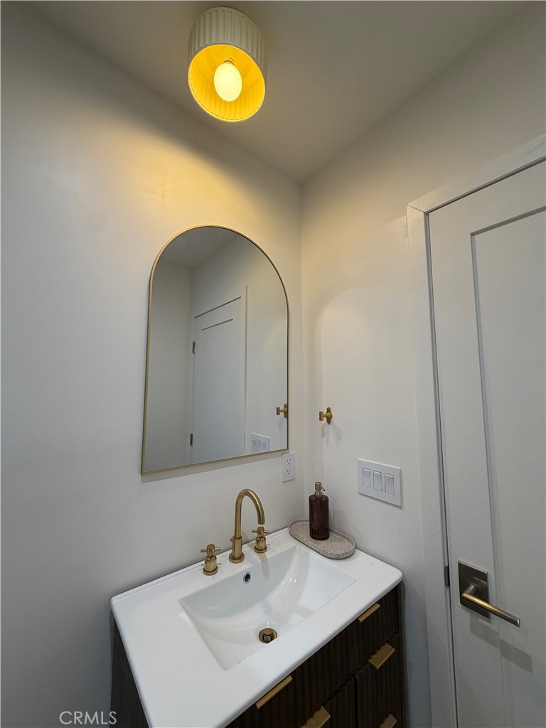 3454 W 48th Street Property Photo 11