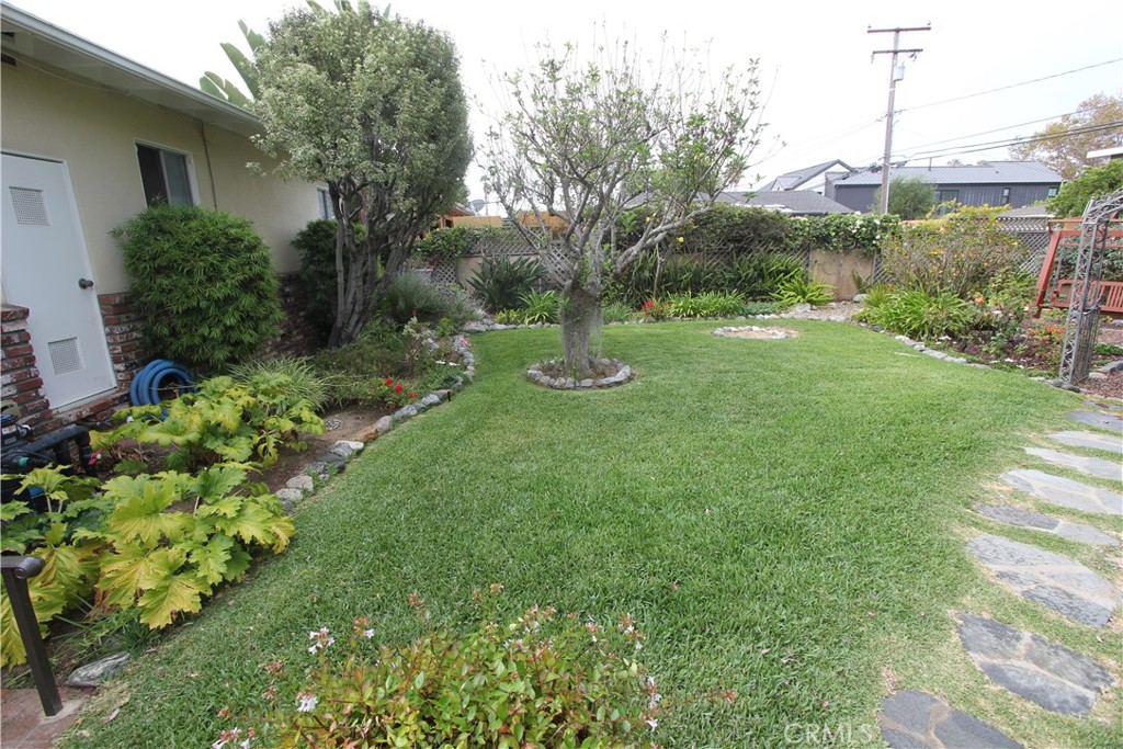 1729 Lake Property Photo 11