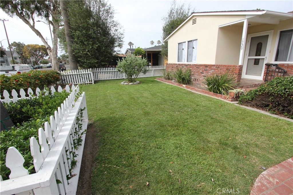 1729 Lake Property Photo 16