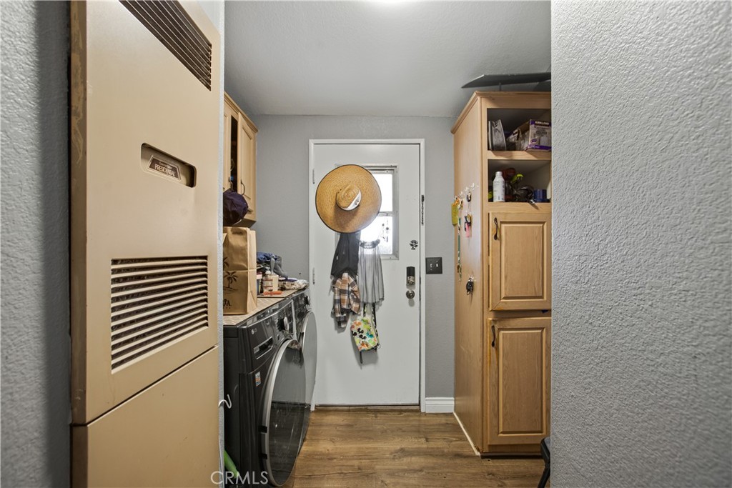 21217 Washington Ave Spc 18 Property Photo 16