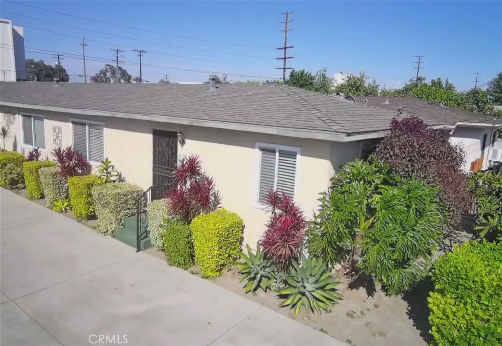 9105 Margaret Street Property Photo 3
