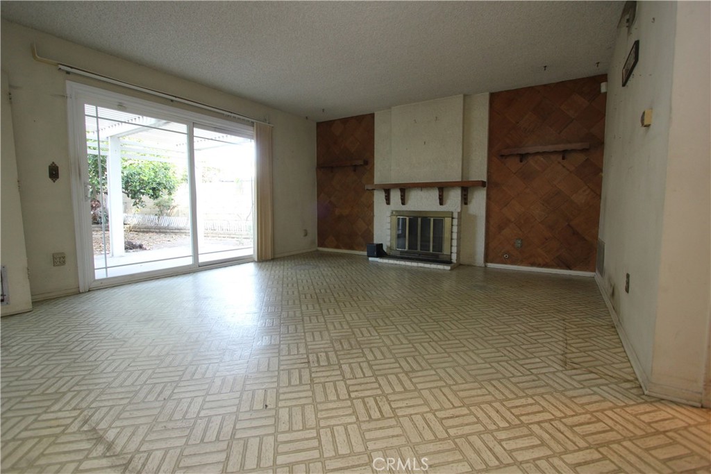 13411 Milan Property Photo 6