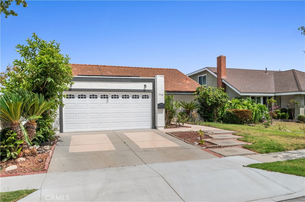 19518 Thornlake Avenue Property Photo