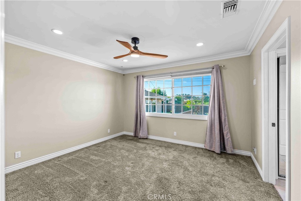 2231 Branford Property Photo 11