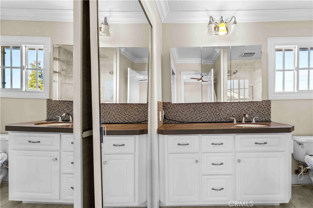 2231 Branford Property Photo 12