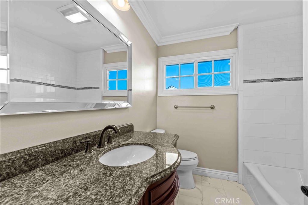 2231 Branford Property Photo 16