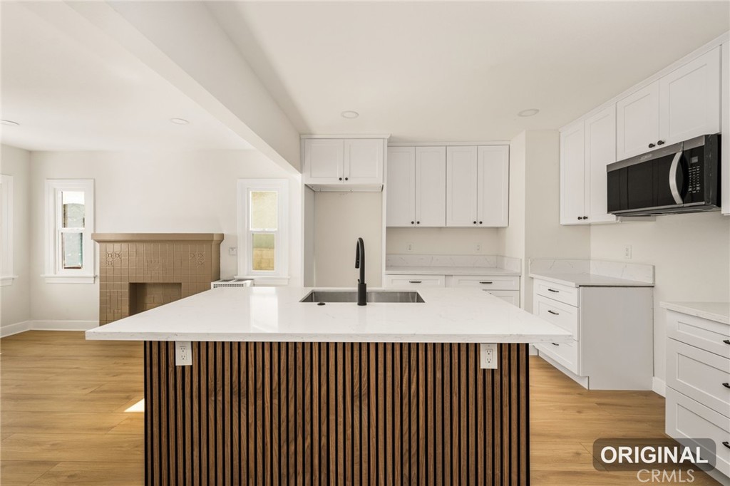 1510 W 65th Place Property Photo 13