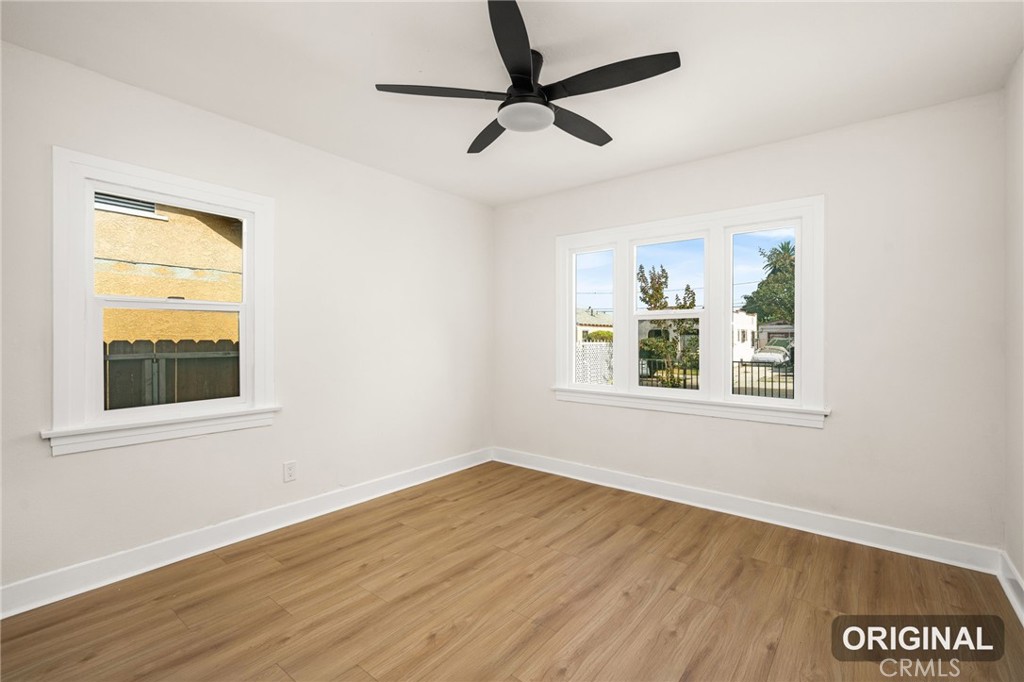 1510 W 65th Place Property Photo 15