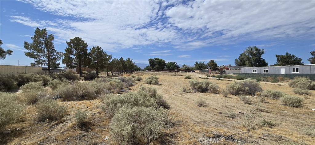17900 Mossdale Avenue Property Photo 7
