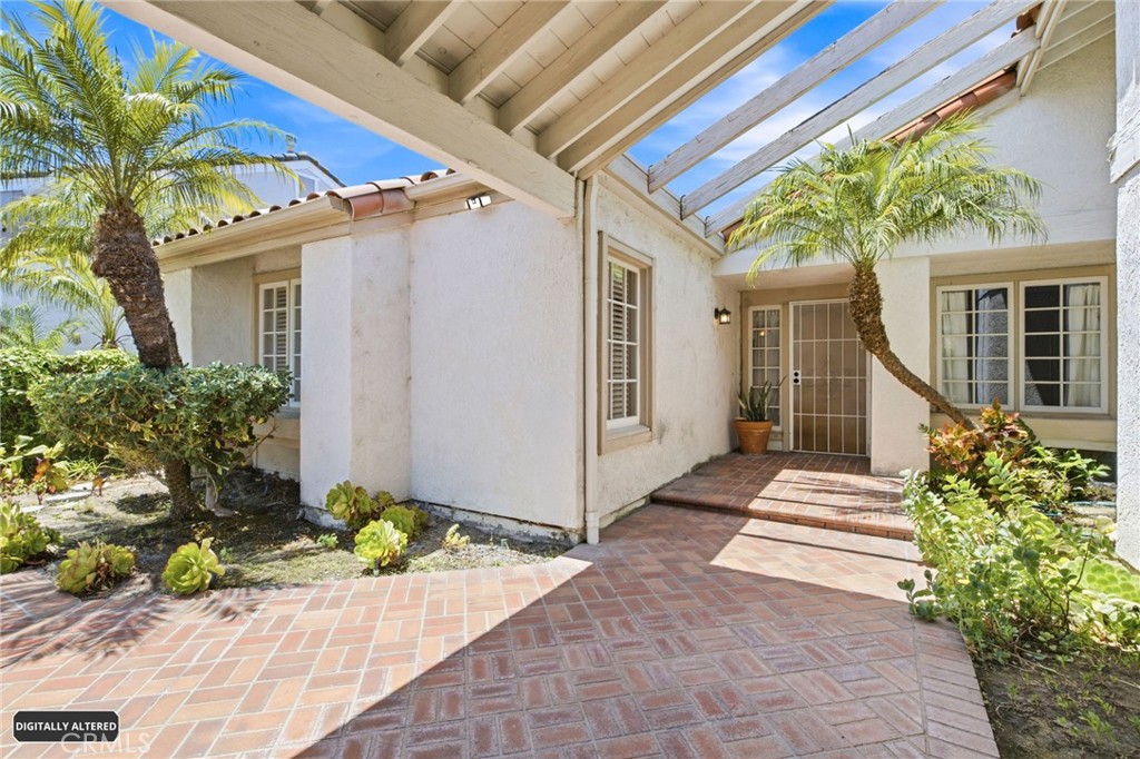 23021 Tiagua Property Photo 6