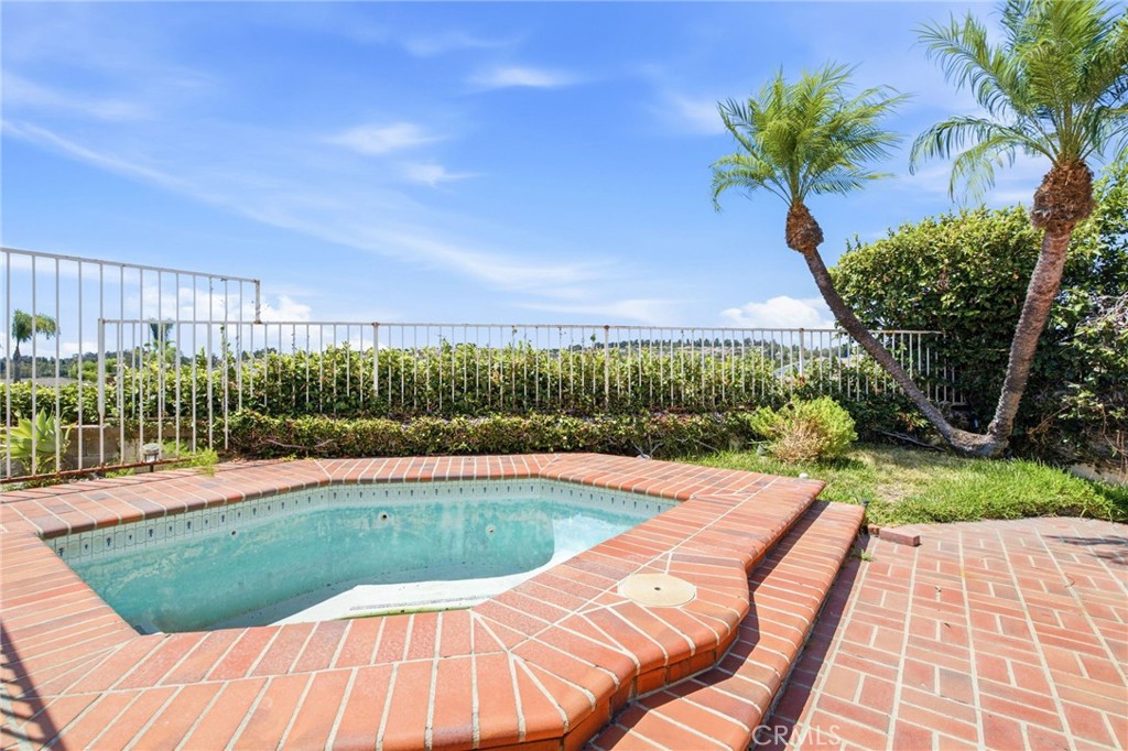 23021 Tiagua Property Photo 54