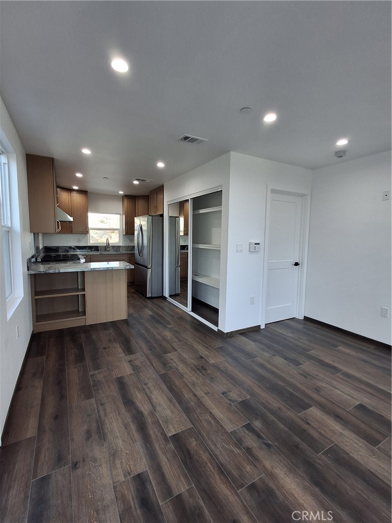 16620 Forrest Avenue Property Photo 12