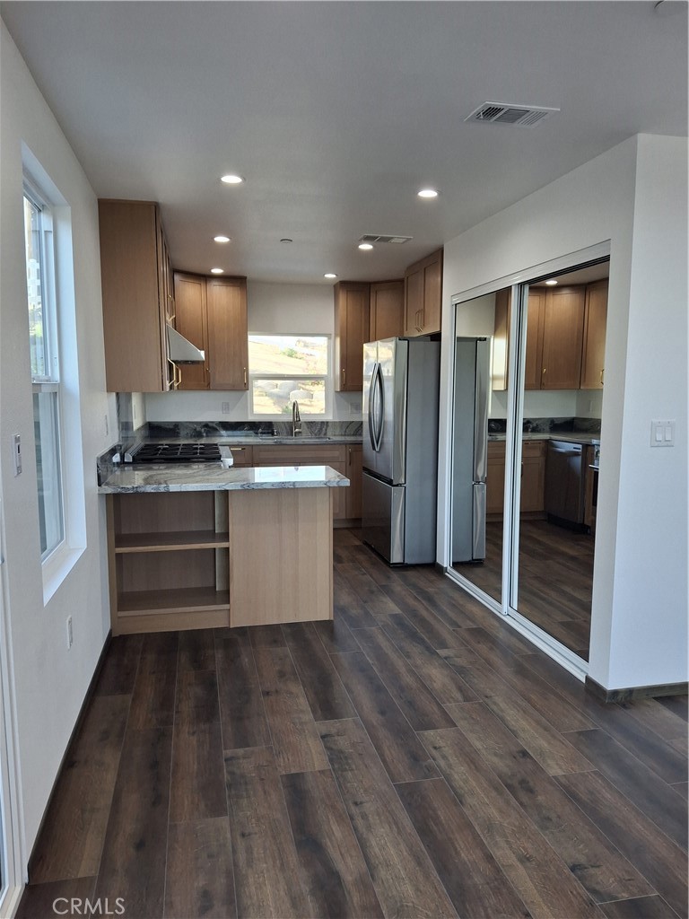 16620 Forrest Avenue Property Photo 14