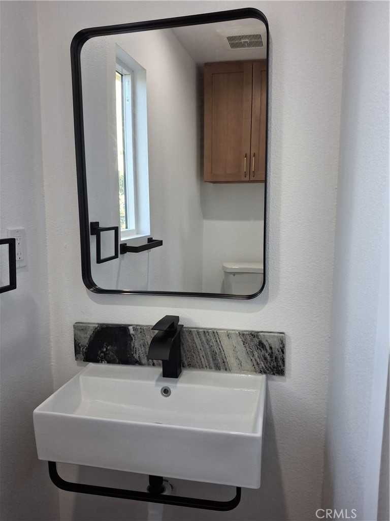 16620 Forrest Avenue Property Photo 28