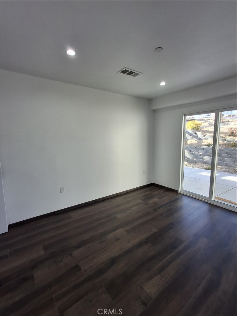 16620 Forrest Avenue Property Photo 37