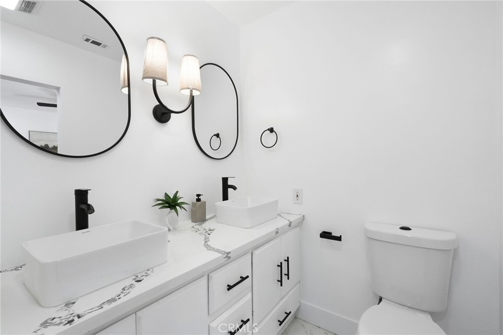 23701 Califa Property Photo 26