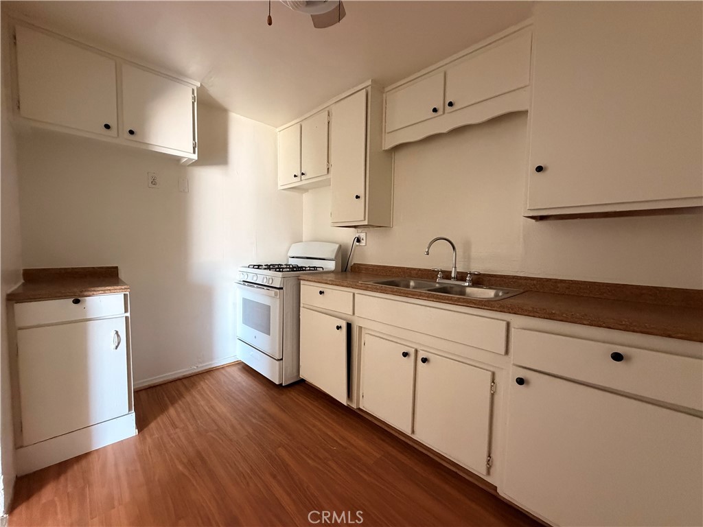 36528 Irwin B Property Photo 6