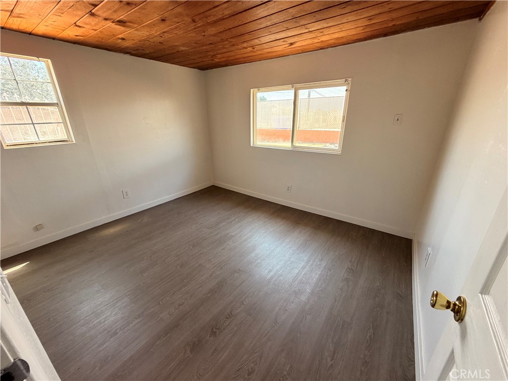 36528 Irwin B Property Photo 11