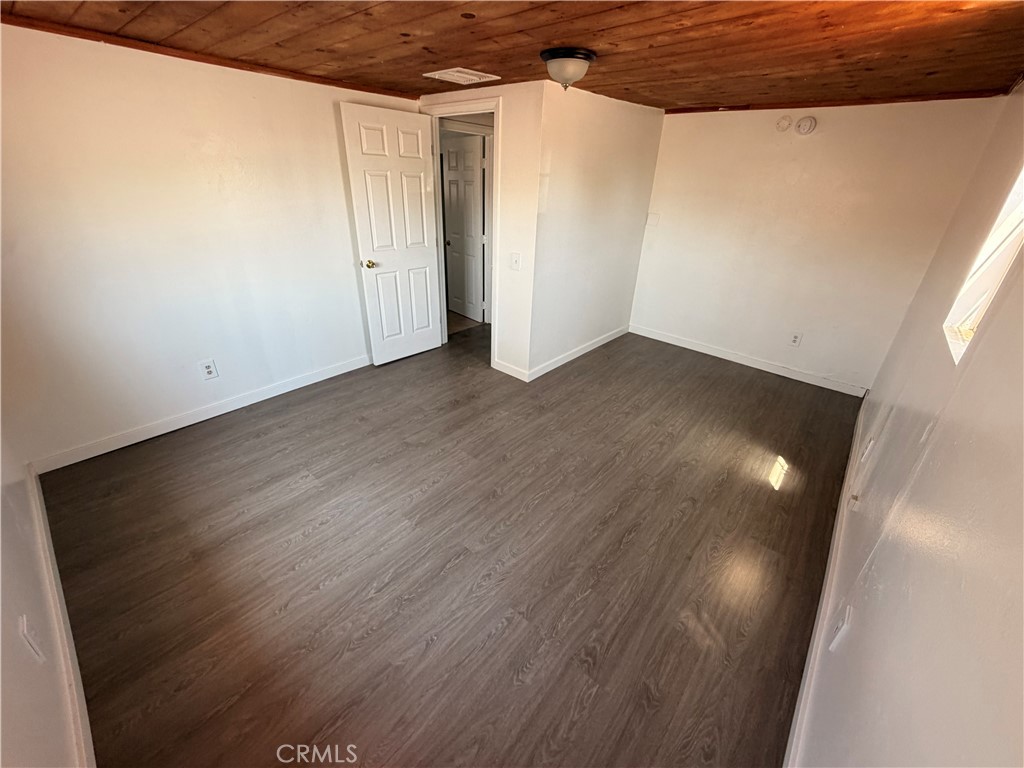 36528 Irwin B Property Photo 12