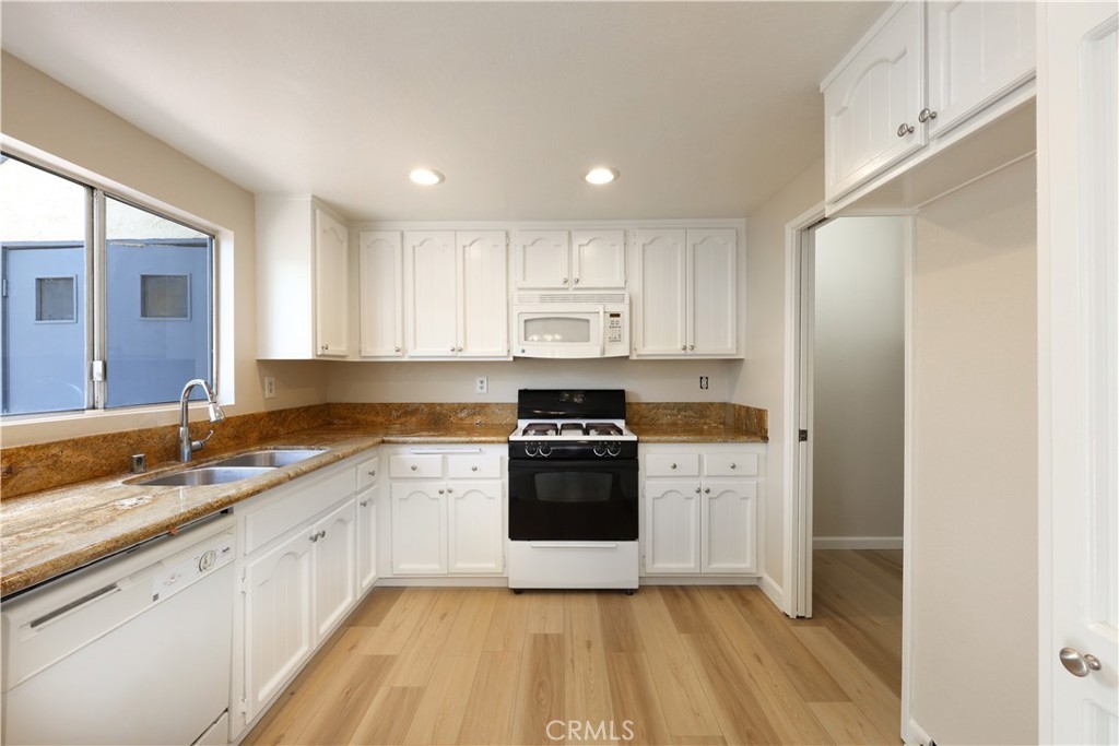 409 W Mountain View Avenue 3 Property Photo 11