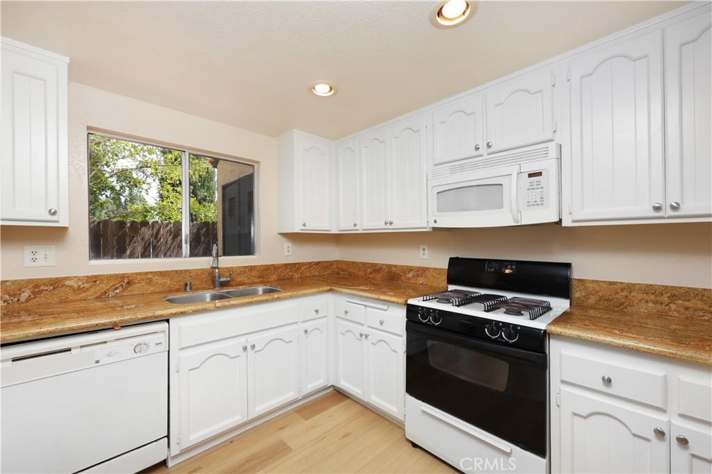 409 W Mountain View Avenue 3 Property Photo 12